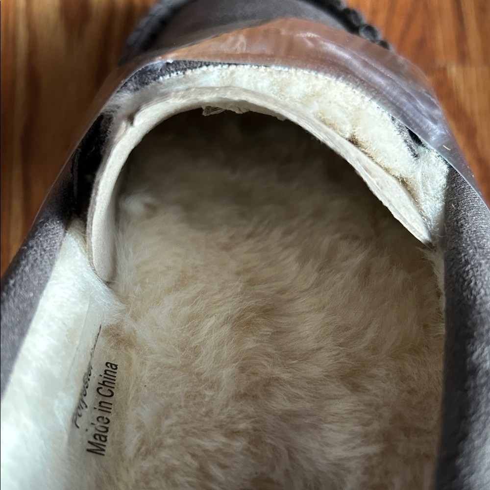 G.H. Bass & Co. New Dark Gray Loafers Size Small w/Faux Fur Lining - Picture 11 of 16